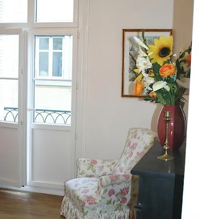 La Touraine Romantique Gare Cathedrale Tours